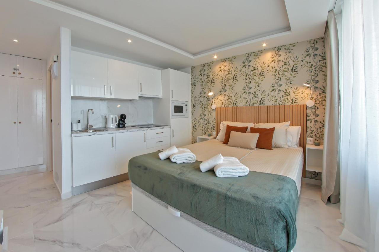 Stylish Modern Studio With Ocean View And Pools, 1001, Ponderosa ปลายาเดลาสอเมริกาส ภายนอก รูปภาพ