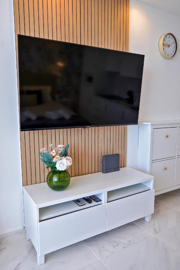 Stylish Modern Studio With Ocean View And Pools, 1001, Ponderosa ปลายาเดลาสอเมริกาส ภายนอก รูปภาพ